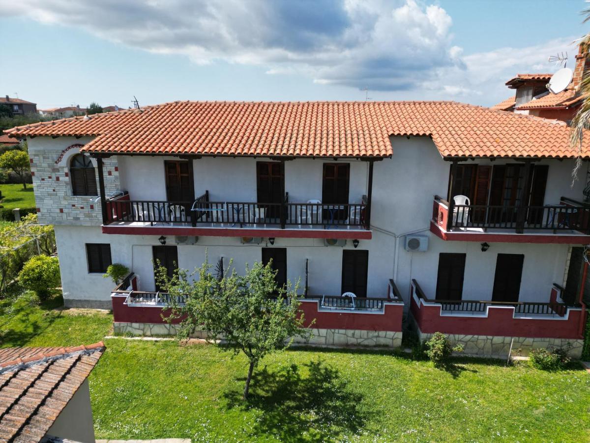Aloni Apartment Afytos Exterior photo
