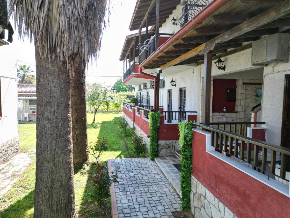 Aloni Apartment Afytos Exterior photo